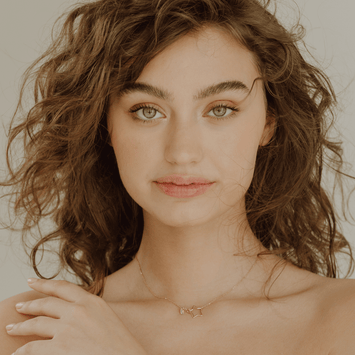 Lantisor stea - Aur galben de 14K